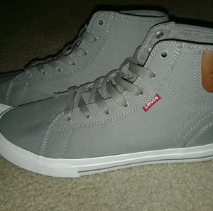 Levi's Hightops